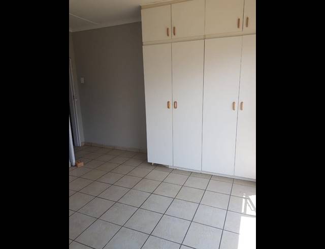 3 BEDROOM PROPERTY TO RENT IN GROBLERPARK EXT